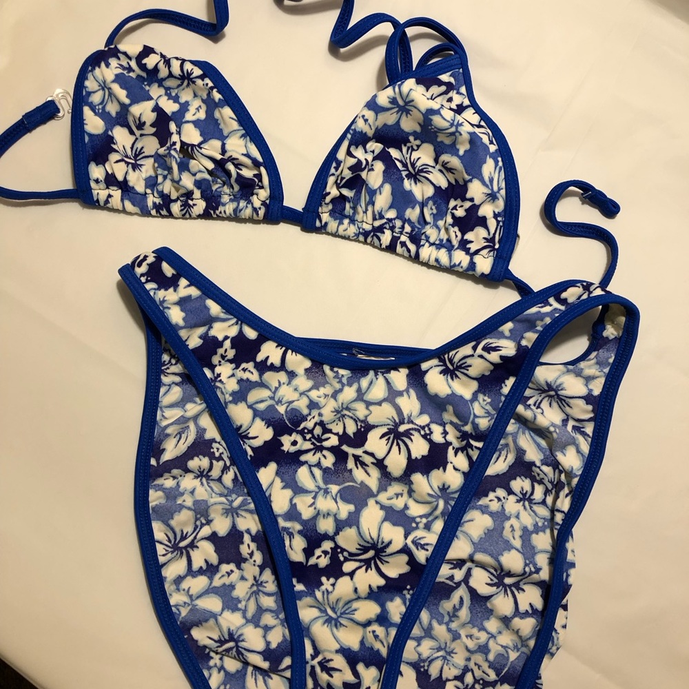 2pc swimsuit set dk blue/ lt blue/ white